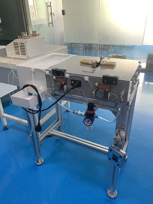 USB-gegevenskabel Glue Line Process Machine Gemakkelijk te bedienen Semi-Auto Reiniging Dispenser