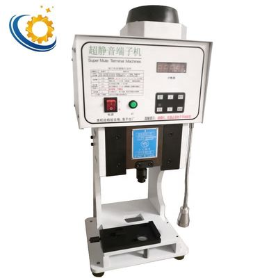 AC220V 50HZ Koperen kabeldraad terminal connector Crimping Press Machine 30KN Capaciteit