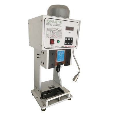 Semi-automatische vergrendelingsmachine voor de terminale van de compressieverbinding met een slagkracht van 30 mm/40 mm