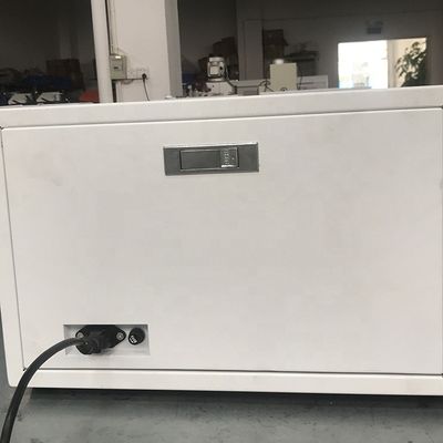 Volledig automatische computersnij- en strippemachine met max.220W vermogen