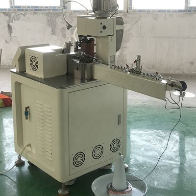 Multifunctioneel tangentieel drukken en schillen Automatische enkelkopterminalcrimpmachine