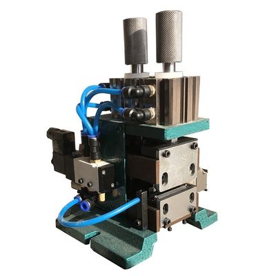 10.5 kg Verticale pneumatische multi-kern draadkabel stripmachine voor draadverwerking