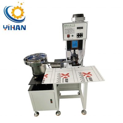 2T Auto Vibrate Plate Feeding Single Grain Pre-geïsoleerde Terminal Ferrule Crimping Machine